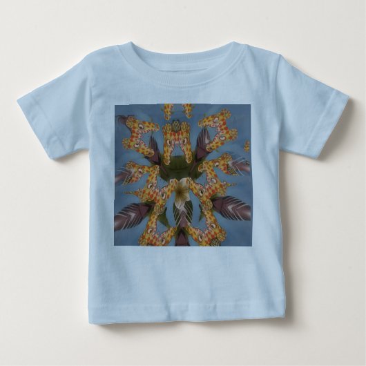 Kaleidoskop Giraffe Mandala: Abstrakte Safari Art Baby T-shirt (Vorderseite)