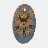 Kaleidoskop Giraffe Mandala: Abstrakte Safari Art Keramikornament (Rechts)