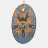 Kaleidoskop Giraffe Mandala: Abstrakte Safari Art Keramikornament (Links)