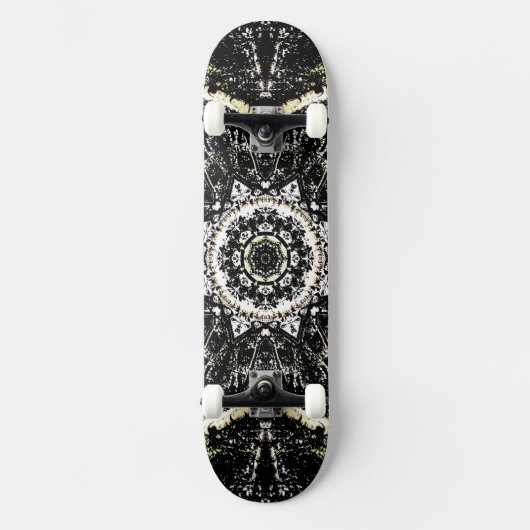 Kaleidoskop Gothic Skateboard (Vorderseite)