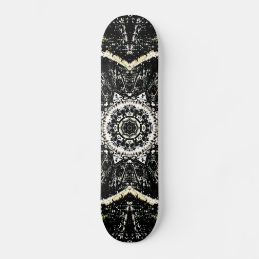Kaleidoskop Gothic Skateboard (Vorderseite)