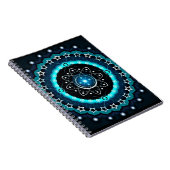 Kaleidoskop Mandala mit schwarzem Hintergrund Notizblock (Rechte Seite)