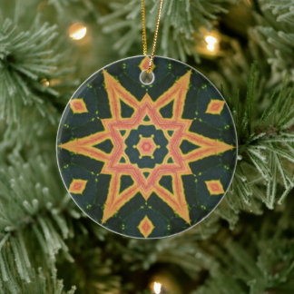 Kaleidoskopisches Croton Leaf - "Star" Keramik Ornament