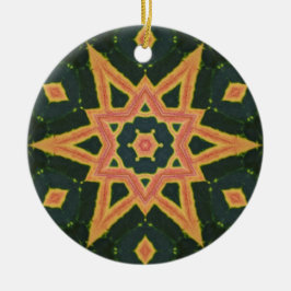 Kaleidoskopisches Croton Leaf - "Star" Keramik Ornament