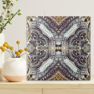 Kaleidoskopisches graues Goldmedaillon-Steampunk-G Fliese