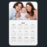 Kalender 2024 mit benutzerdefiniertem Foto Magnet<br><div class="desc">Ihr Lieblings-Foto unterstreicht diesen handlichen 2024 Kalender-Magneten.</div>