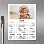 Kalender mit Foto - Vollständige Jahresansicht Magnetisches Trockenlöschblatt<br><div class="desc">Fügen Sie diesem Kalender 2024 ein Foto der Familie hinzu. Der Kalender ist eine einfache Schwarz-Weiß-Jahresansicht. Ein sehr nützlicher Artikel für Schule oder Zuhause. Eine Standardsuche nach Ihrem Zuhause-Büro oder Schulfach. Hier sehen Sie eine komplette Jahresansicht aller Daten.</div>