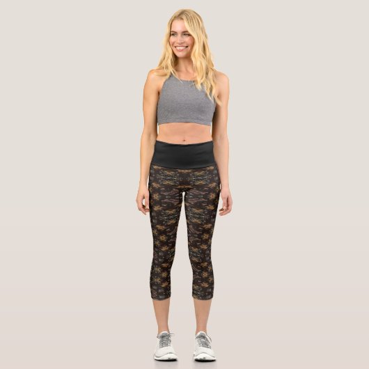Kalider-Zaubermuster Capri Leggings (Vorderseite)