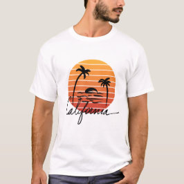 Kalifornien und Vintager Sonnenuntergang im Retro- T-Shirt