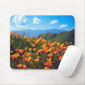 Kalifornische Pfeffer, die einen Hügel bedecken Mousepad (Mit Mouse)