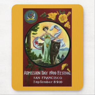 Kalifornisches Aufnahme-Tag-Fest Frau mit Bär Mousepad