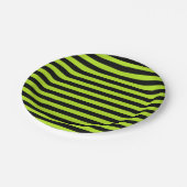 Kalkgrün und schwarze Streifen Pappteller (Schrägansicht)