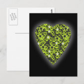 Kalkgrünes Herz. Gemustertes Herzdesign. Postkarte (Vorne/Hinten)