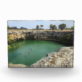 Kalksteinklippen und smaragdfarbene Gewässer Fotoblock