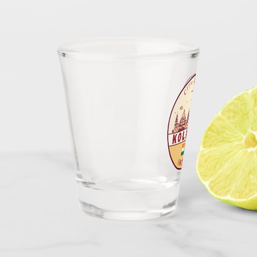 Kalkutta India City Skyline Emblem Schnapsglas (Links)