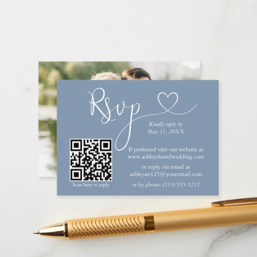 Kalligrafie Herz Foto Wedding Dusty Blue QR UAWG Begleitkarte (Vorderseite/Rückseite Beispiel)