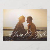 Kalligrafie Hochzeitschwarz-Weiß-QR-Foto Save The Date (Vorderseite)