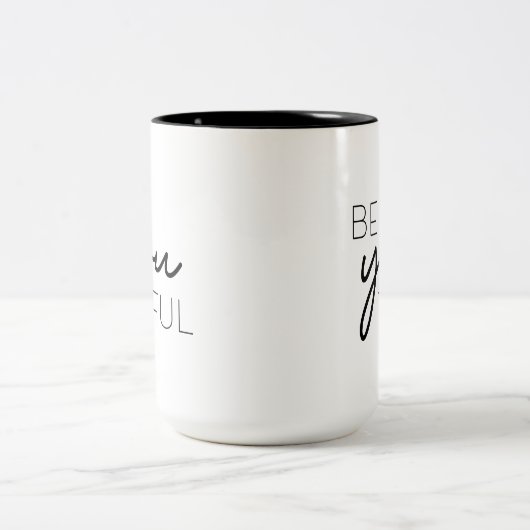 Kalligrafie Moderne Typografie sei dir tippig Zweifarbige Tasse (Mittel)
