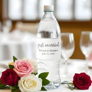 Kalligrafie Rotes Herz Frisch Vermählt Hochzeit Wasserflaschenetikett