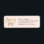 Kalligrafie Save the Date Rückadresskennzeichnung<br><div class="desc">Ein modernes Save the Date Rücksendelabel mit gebürstetem Gold rette unsere Dattelkunst.</div>