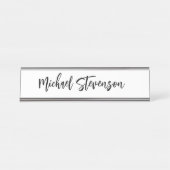 Kalligrafie Schwarz-weiß Personalisiert Schlicht m Schreibtischnamensplakette (Vorderseite )