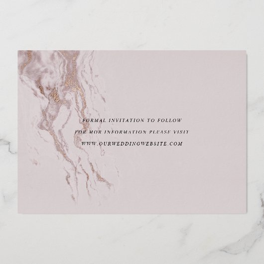 Kalligrafie Script Save the Date Foto Gold Folieneinladung (Rückseite)