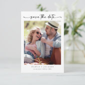 Kalligrafie-Skript Moderne Hochzeit von Fotos Save The Date (Stehend Vorderseite)