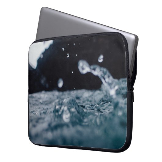 KALMKÖRPER LAPTOPSCHUTZHÜLLE (Vorderseite Links)