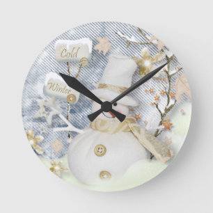 Kalter Winter-Schneemann Runde Wanduhr