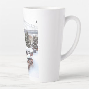 Kaltes Wetter, gemütliche Aussichten und Schneetag Milchtasse