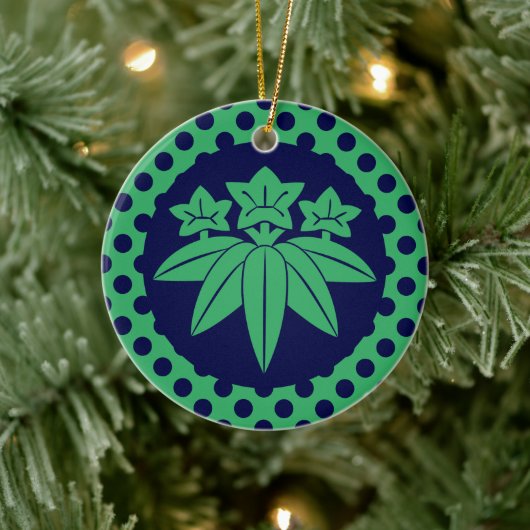 Kamakura Minamoto Mon Japanisch Clan Marine blau Keramik Ornament (Baum)