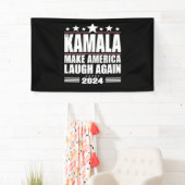 Kamala bringt Amerika wieder zum Lachen über die a Banner (Insitu)