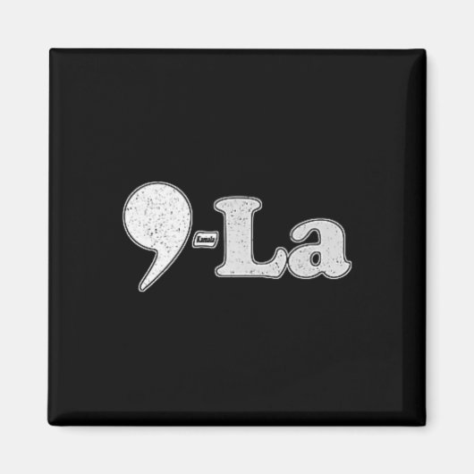 Kamala Harris 2024 47 Comma + La For President Magnet (Vorne)