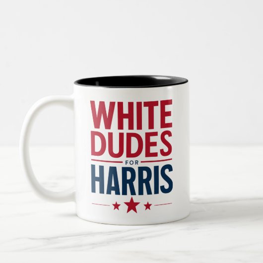 Kamala Harris 2024: Weißer Typ für Harris-Wahl Zweifarbige Tasse (Links)