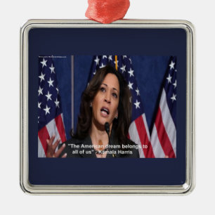 Kamala Harris & American Dream Quote Ornament Aus Metall