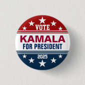 Kamala Harris Button Red, White Blue (Vorderseite)