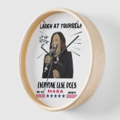 Kamala Harris Clock, 10" runder natürlicher Holzra Uhr (Winkel)