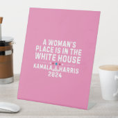 Kamala Harris Frauenplatz im Weißen Haus Sockelschild (In Situ)