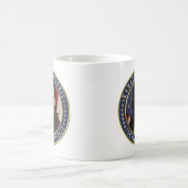 Kamala Harris für das demokratische Foto 2024 Kaffeetasse (Mittel)