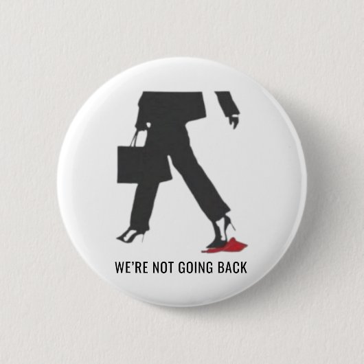 Kamala Harris Heels treten auf Red Mega Hat wählen Button (Vorderseite)
