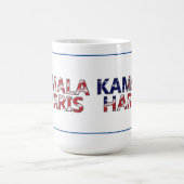 Kamala Harris in Flag-Farben Kaffeetasse (Mittel)