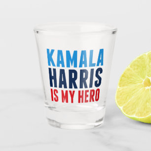 Kamala Harris ist mein politischer Held Schnapsglas