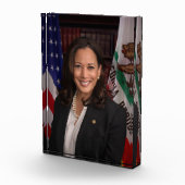 Kamala Harris Kandidat für das Amt des Präsidenten Fotoblock (Rechts)