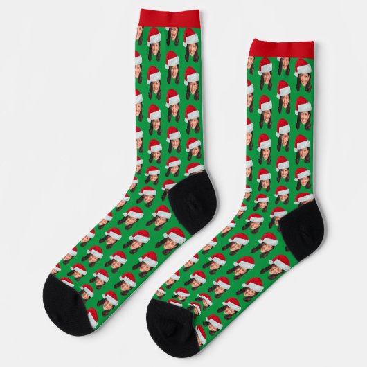 Kamala Harris mit Weihnachts-Weihnachtsmannmütze - Socken (Linkes Detail)