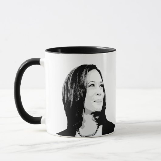 Kamala Harris Portrait Tasse (Links)