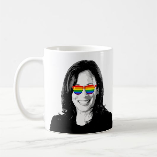 Kamala Harris Pride 2024 Kaffeetasse (Links)