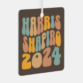 Kamala Harris Shapiro Wavy Text Retro Trendy Ornament Aus Metall (Vorderseite Rechts)