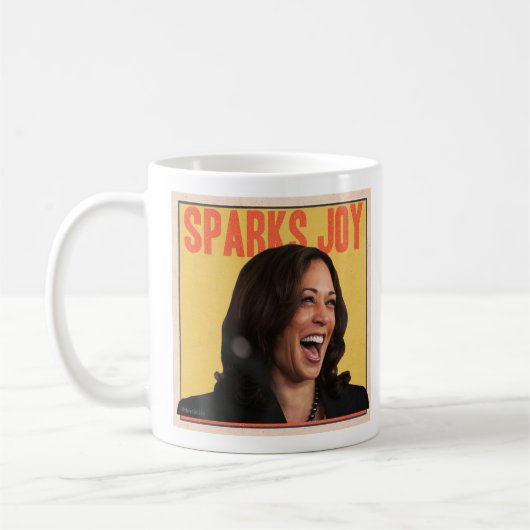 Kamala Harris Sparks Joy Tasse (Links)