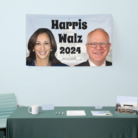 Kamala Harris und Tim Walz 2024 Banner (Messeveranstaltung)