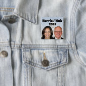 Kamala Harris und Tim Walz 2024 Button (Beispiel)